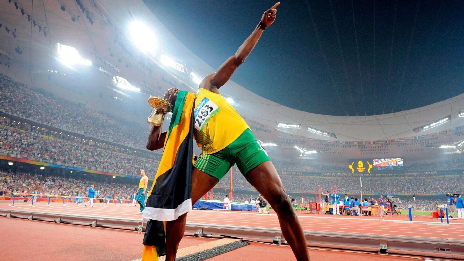 AYX体育-_最后的狂欢：体育节日全城狂欢盛典_，最后的狂欢歌曲